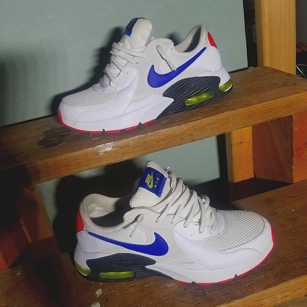 Nike Air Max low size 9